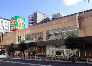 ライフ阿波座駅前店